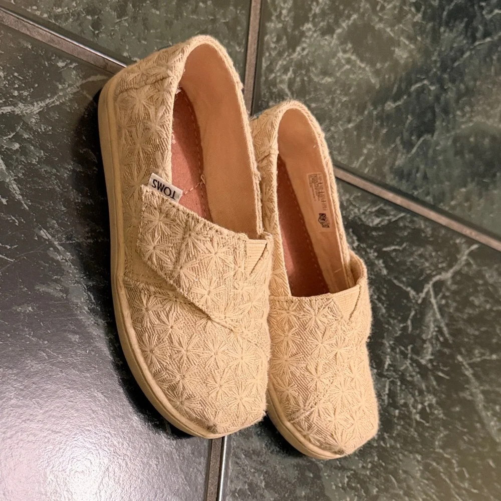 TOMS Kids Tan Embroidered Slip-On Moccasins
